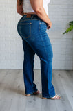 CAMPBELL HIGH RISE CENTER SEAM DETAIL STRAIGHT JEANS