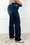 JACQUELINE MID RISE FRAYED HEM STRAIGHT LEG JEANS