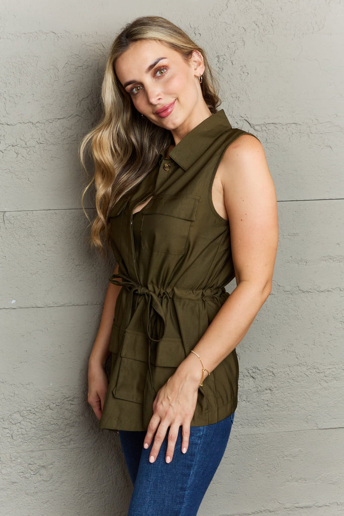 Lisa Sleeveless Collared Button Down Top